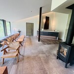 レヴォ - 待合室