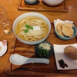 讃岐うどん　志成 - 