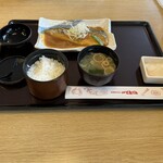 和食レストランとんでん - 連れ　鯖の味噌煮定食　2024/1/11