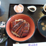 山美世 - 