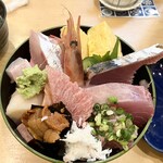 幸寿司 駅前店 - 