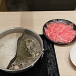 牛しゃぶ牛すき食べ放題 但馬屋 - 