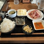 精肉卸問屋直営焼肉店 肉匠牛次郎 - 