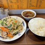 中華料理 宝亭 - 肉野菜炒め&ライス