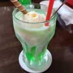 母娘げんか - メロンクリームソーダ（夏季限定）