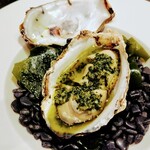 フレンチレストラン 蔦の葉 - 牡蠣 ブルギニヨンバター