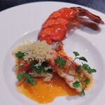 フレンチレストラン 蔦の葉 - オマール海老 クスクス 甲殻類のソース