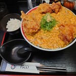 極楽うどん TKU - 鶏天鶏卵カレーうどん