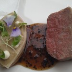 フィリップ・ミル 東京 - 黒毛和牛のロティ