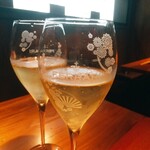 串 ポロ衛門 道玄坂 - ワインで乾杯