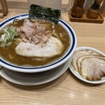 玉 - 中華そば900
            肉増し300
            麺大盛り150