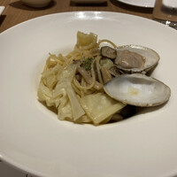 All Day Dining 紗灯 - 蛤とキノコのペペロンチーノ