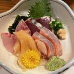 ひなたや - 伊佐木・カツオ・青柳・境港サーモン