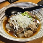 炭火焼鳥J's - スジ煮込み