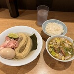 一番だしラーメン しんせん - 