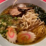 南海飯店 - ラーメン（醤油味）