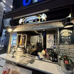 アリアバーアンドグリル - 