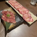 炭火焼肉 BuZZ - 