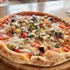 ピッツェリア ウノ - 料理写真:地元野菜のピザ
