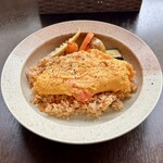 バルバルキッチンアメリ - ランチ：チェダーチーズ・明太子入りオムレツののったオムライス(¥1,380)