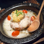湘南鮮魚と炭焼牛たん かっこ - ゴルゴンゾーラポテトつくね 714円