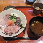 Kitahama Uoji - おまかせ海鮮丼