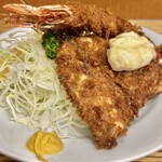 Tonkatsu Yachiyo - 此方の店主さん、鯵フライの巨匠と言われているそう