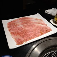 焼肉専科 肉の切り方 日本橋本店 - 