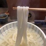 Kamaage Udon Raku - あつあつ、ふうふう。シンプルにおうどんの美味しさが満喫できますの♥️