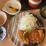 Nadai Tonkatsu Katsukura - ヒレカツ120gの定食と、とろろ