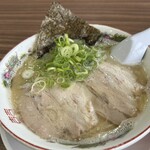 ラーメン新蔵 - 豚骨ラーメン