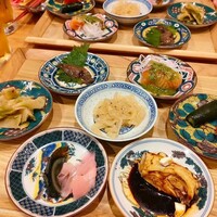 紅梅本楼 - 