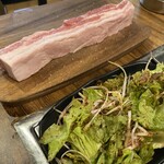 ヨプの王豚塩焼 熟成肉専門店 - 