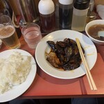 中華珍満 - ピリ辛ナス炒め定食、ビール大瓶キリン
