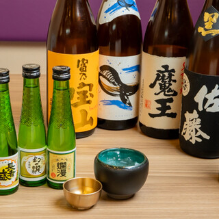 鹿児島の焼酎・韓国酒を取り揃え。お料理に合わせたご提案も可能