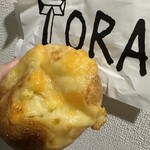 スペイン窯 パンのトラ - 