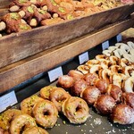 I'ｍ donut ?グルテンフリー 渋谷青山通り - 店内