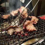 Matasaburo - お肉はすべて焼いてくれます