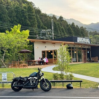 American BBQ restaurant located in a hot spring town rich in nature ◎Many tourist spots nearby
