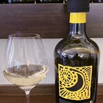 Via Toscanella - Serene
      Lune Pinot Grigio 2019
      イタリア ヴェローナ産の白ワイン