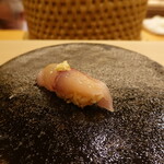 すし処 睦月 - 三河の鯵