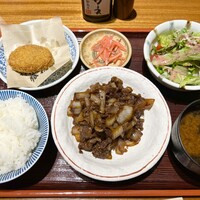 豚捨 KITTE丸の内店 - 