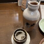 庄や - 日本酒大徳利を常温で
