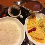 インドカレーハウス - チーズオムレツカレー