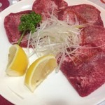 炭火焼肉　モクモク - 上たん塩