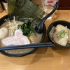 横浜ラーメン てっぺん家