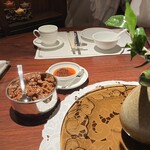 SPRING MOON - 料理写真:お通しのクルミ