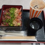 米の上で肉おどる 旨い米と焼肉重 ミツボシ - 