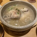 Suranje Shi - 参鶏湯スープ　長い時間温かく美味しく食べられた
