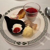 ロウリーズ・ザ・プライムリブ 恵比寿ガーデンプレイス店 - 